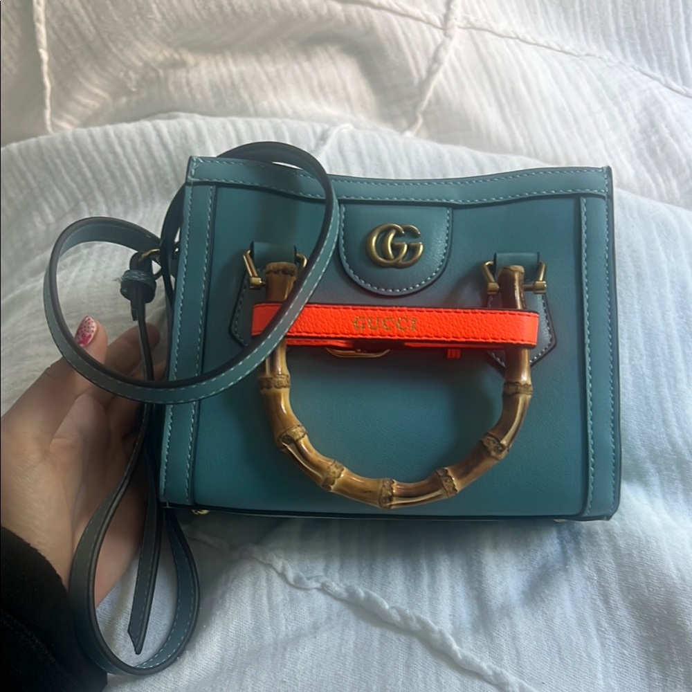 Perfect Condition Gucci Diana Mini Bag